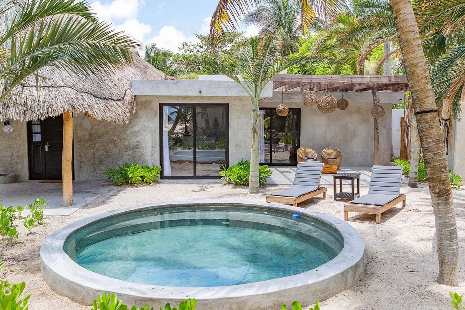 Mayan Villa.webp_0004_MayanVilla-1