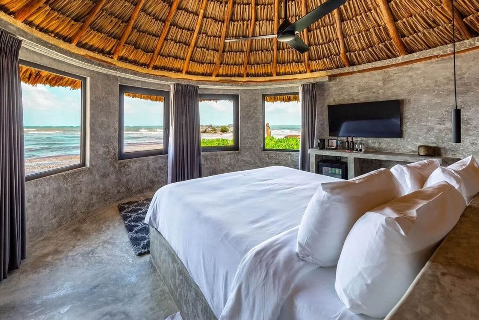 Oceanfront.webp_0005_1-Oceanfront-1BED-MP-1 (2)