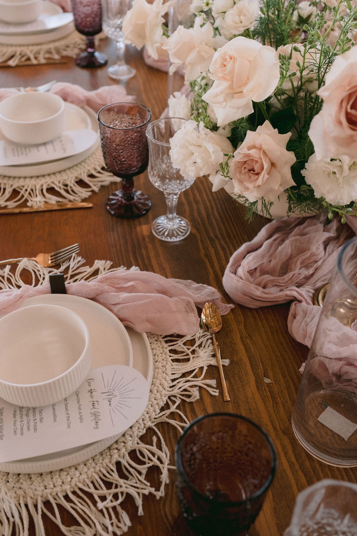 Reception-table-decor-at-Akna-Tulum-wedding,-tropical-centerpieces-and-elegant-details-for-guests.jpg (1) (1)