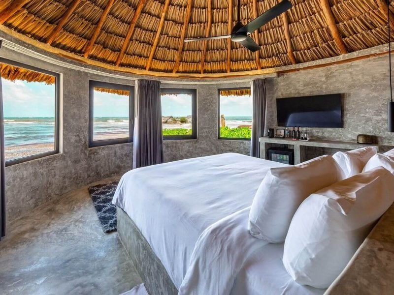 1-Oceanfront-1BED-MP