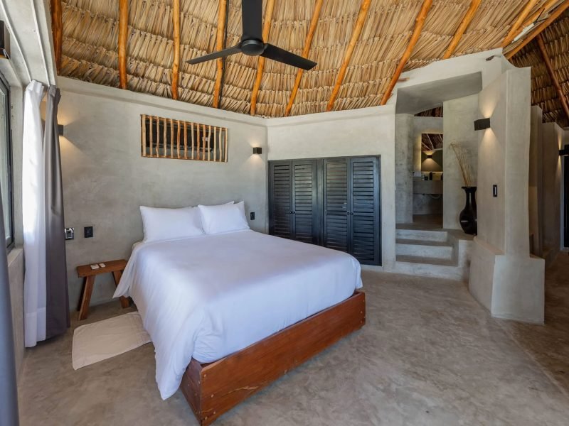 Empress.webp_0001_Empress-Suite-6_11zon-scaled